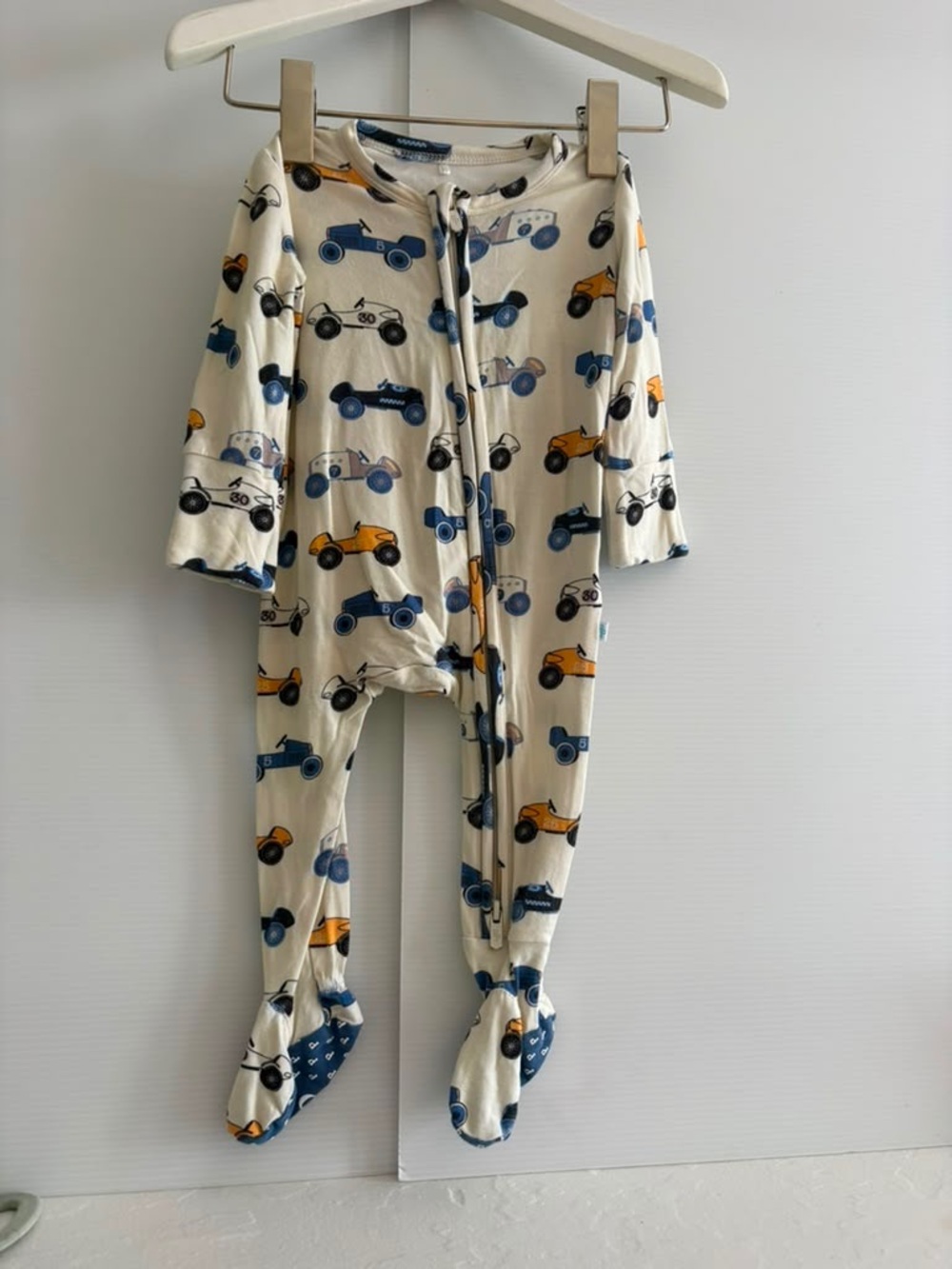 Posh Peanut Bamboo Car Print Footie | size newborn